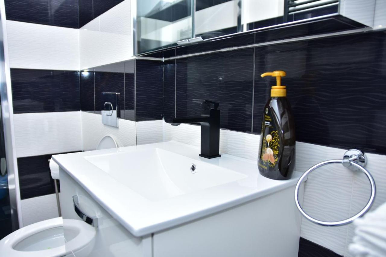 Apartament Dabe Hd 후네도아라 외부 사진