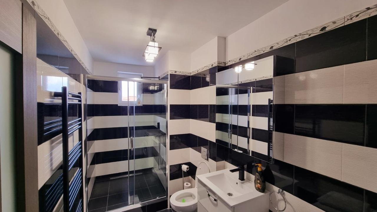 Apartament Dabe Hd 후네도아라 외부 사진