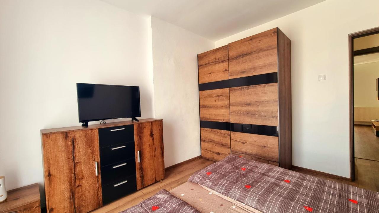 Apartament Dabe Hd 후네도아라 외부 사진