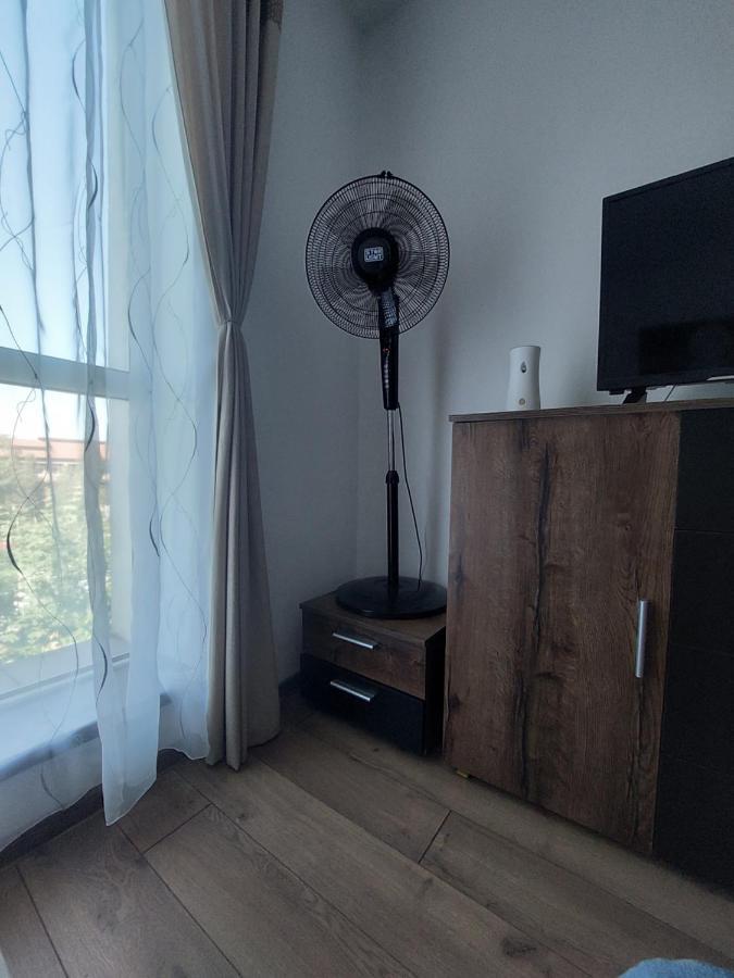 Apartament Dabe Hd 후네도아라 외부 사진