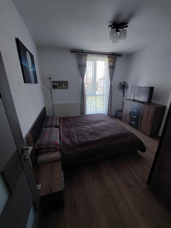 Apartament Dabe Hd 후네도아라 외부 사진