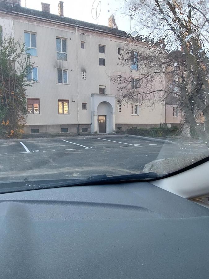 Apartament Dabe Hd 후네도아라 외부 사진